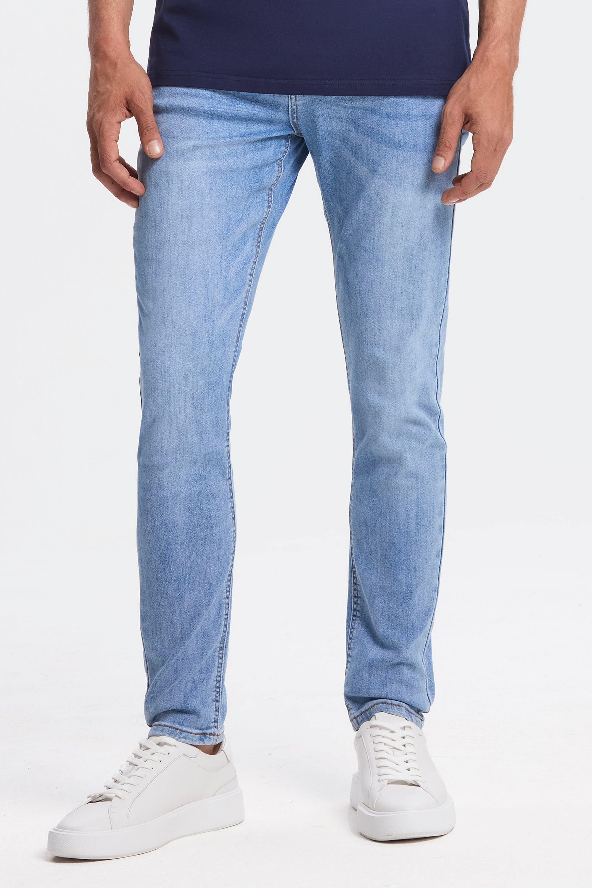 THE HUDSON JEANS
