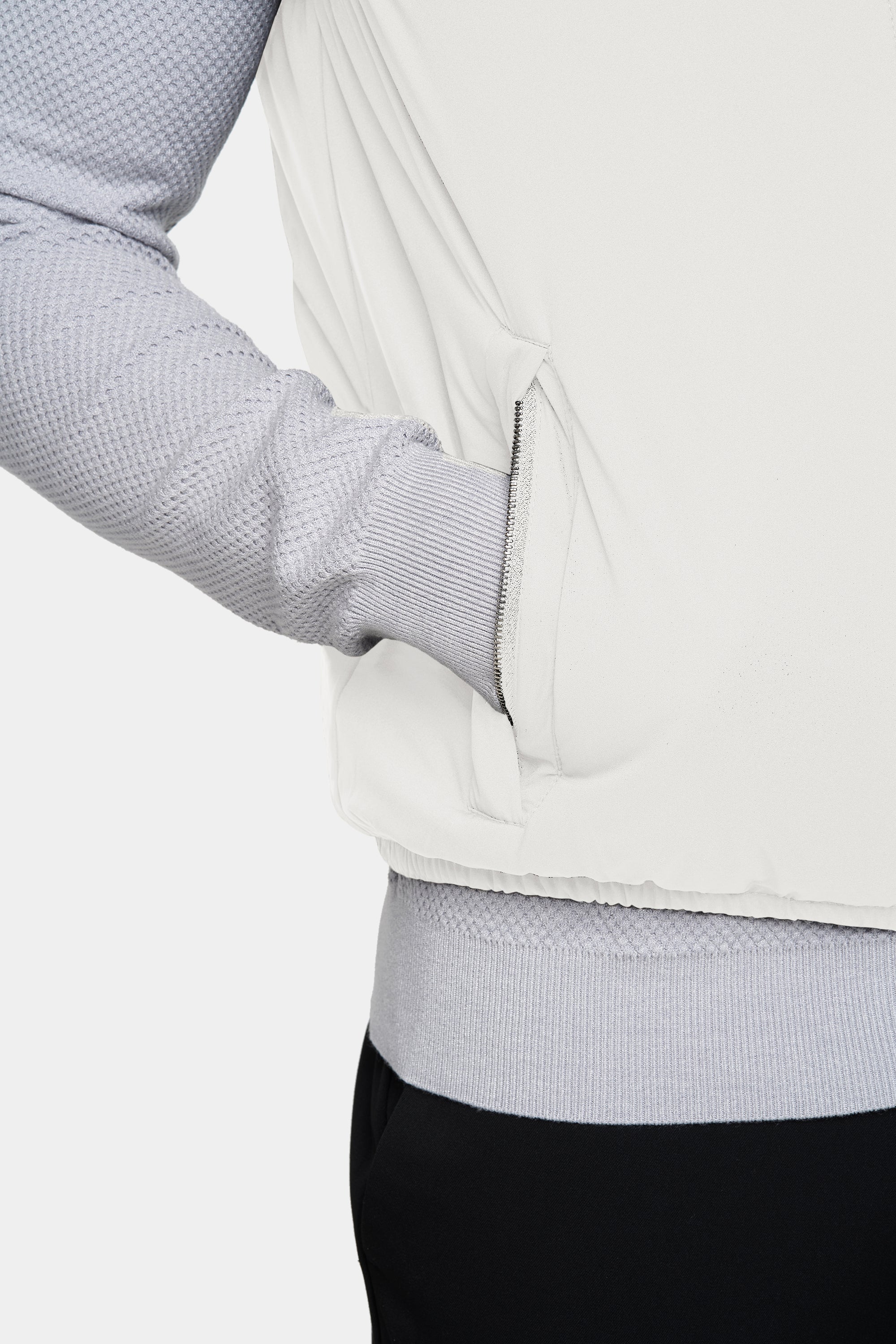 THE TRAVEL BODYWARMER
