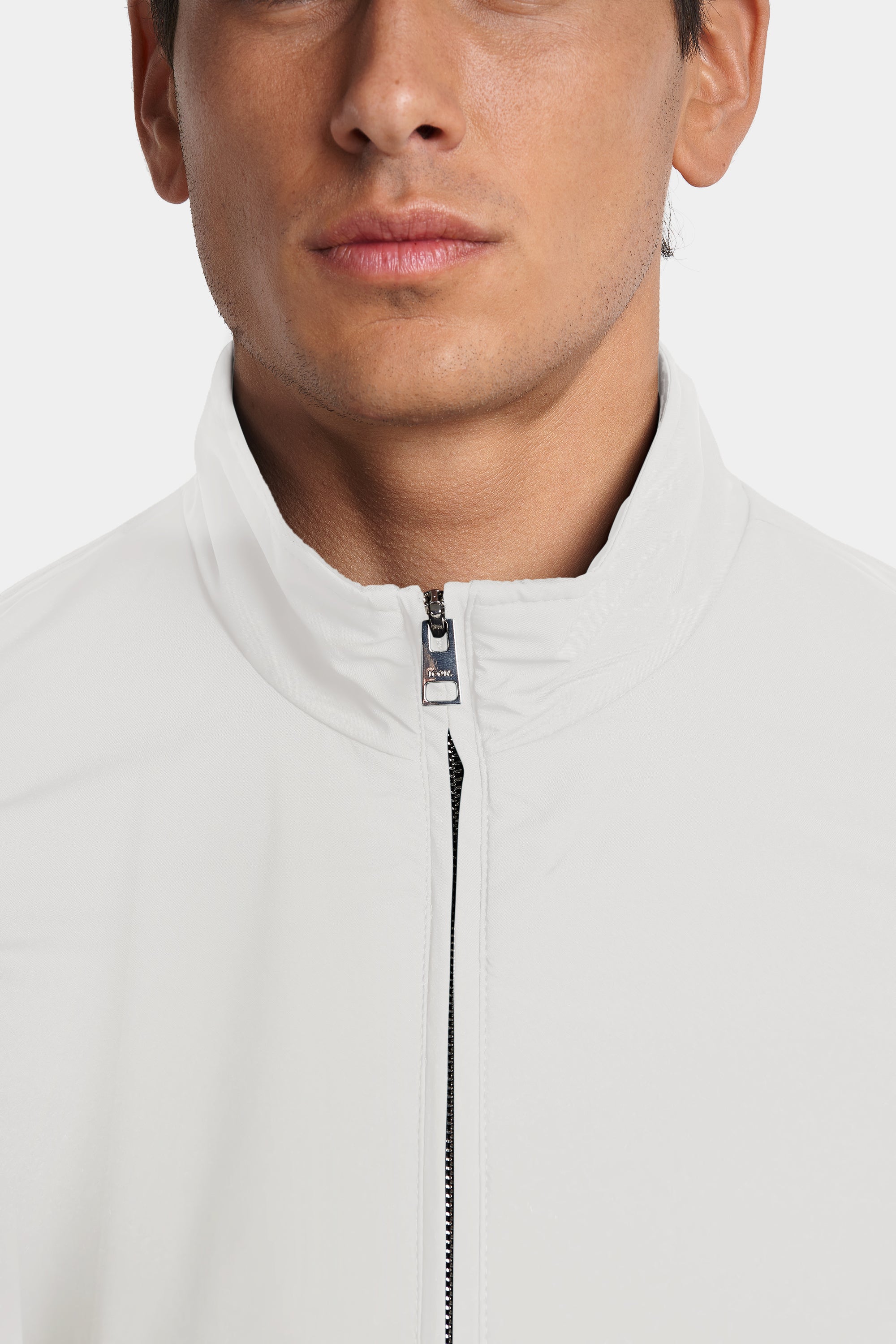 THE TRAVEL BODYWARMER