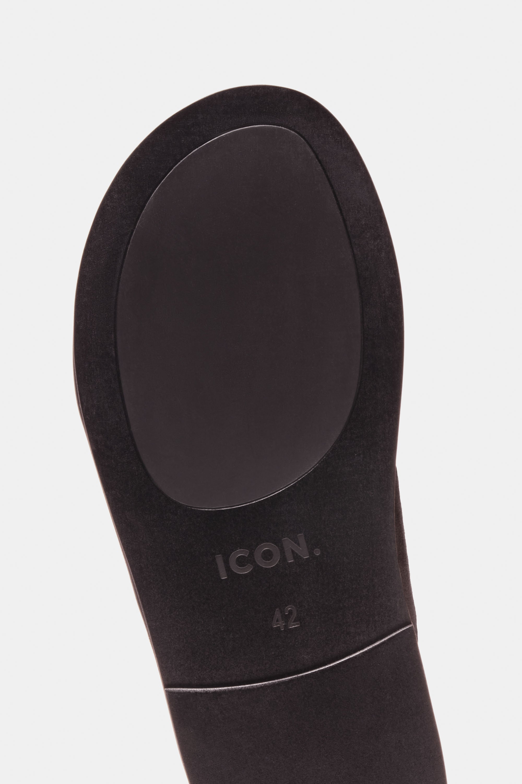 THE STEFANO SANDALS