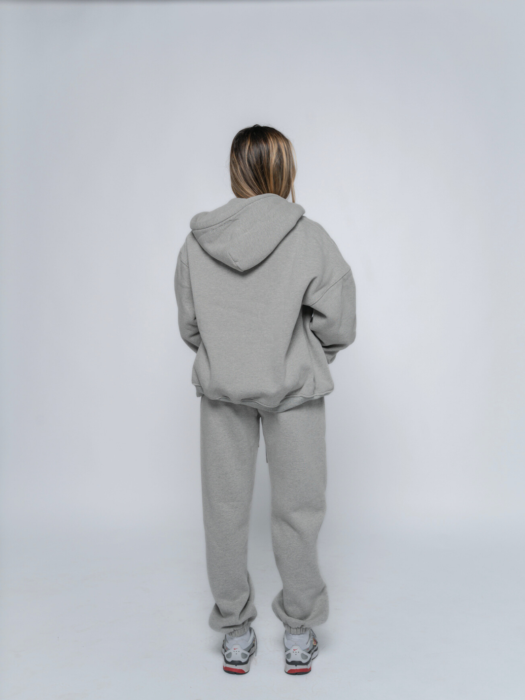 URBAN LUXE JOGGERS - HEATHER GREY