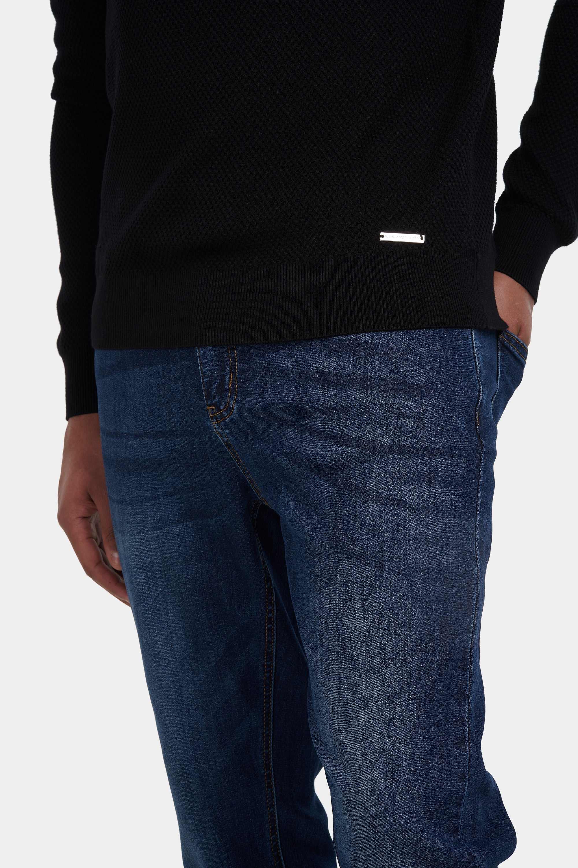 THE HUDSON JEANS