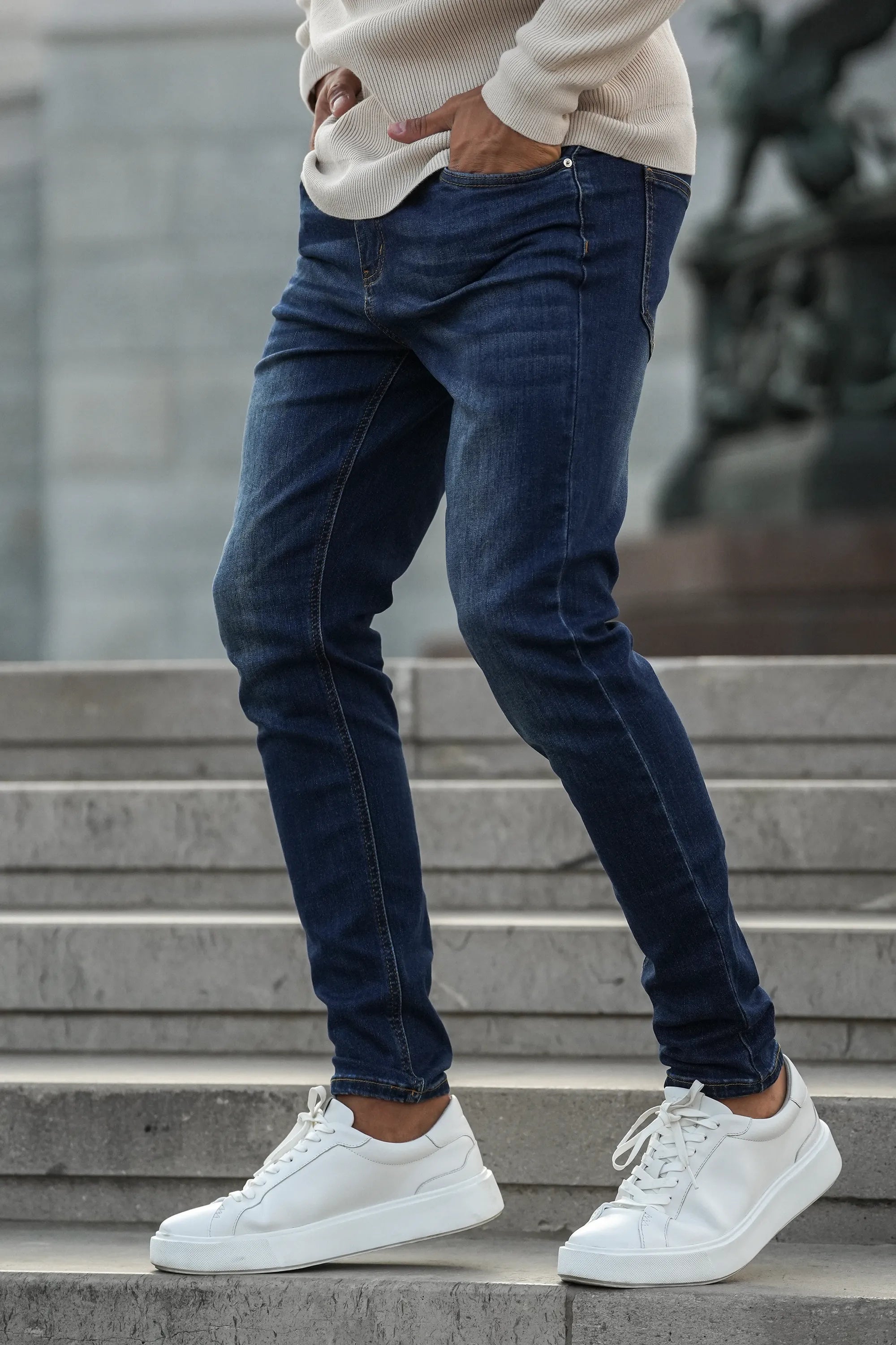 THE HUDSON JEANS